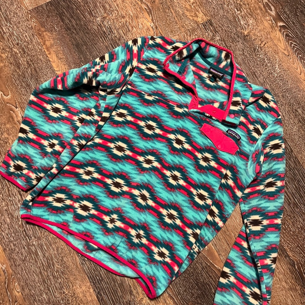 Patagonia Teal and Red Patterned Ski Jacket